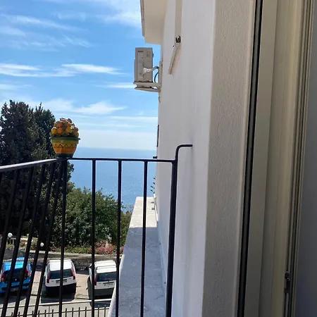 Bed and breakfast Chiaro Di Luna *